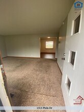 1313 Phils Dr in Chattanooga, TN - Building Photo - Building Photo
