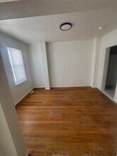 16515 Log Cabin St in Highland Park, MI - Building Photo - Building Photo