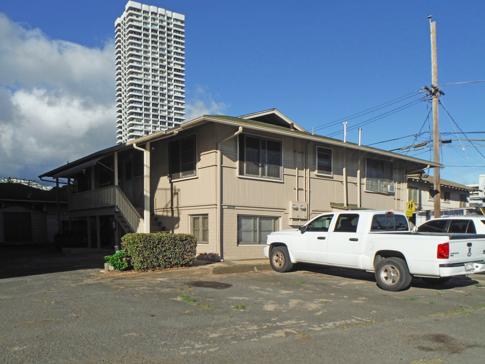 2710 Kuilei St in Honolulu, HI - Foto de edificio