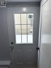 560 Stonehenge Dr in Hamilton, ON - Building Photo - Building Photo