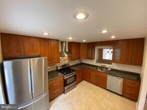 4666 Louise St Claire Dr in Doylestown, PA - Building Photo - Building Photo
