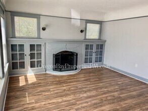 552 Johnson Ave in Coos Bay, OR - Building Photo - Building Photo