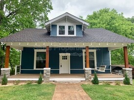 617 Howell St in Florence, AL - Building Photo