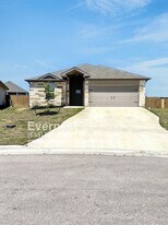 8502 Trungle Rd in Temple, TX - Building Photo