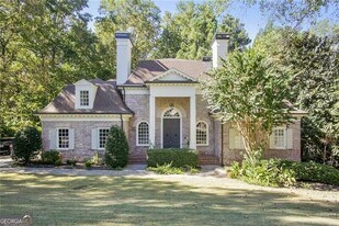 2770 Carmon on Wesley NW, Unit 108 in Atlanta, GA - Building Photo