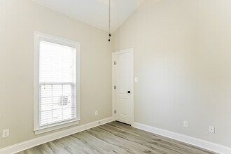 2065 Dundee Way in Grovetown, GA - Foto de edificio - Building Photo