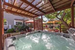625 4th St in Coronado, CA - Building Photo