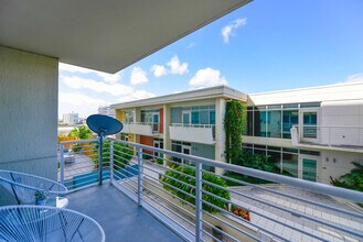 3250 NE 1st Ave, Unit SI FL6-ID1022229P in Miami, FL - Building Photo - Building Photo