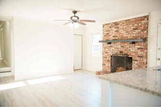 2423 Merry Wood Rd in Columbia, SC - Building Photo - Building Photo