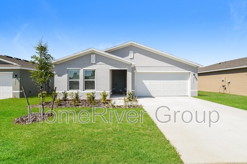 2275 Oklahoma Dr in Sumterville, FL - Building Photo