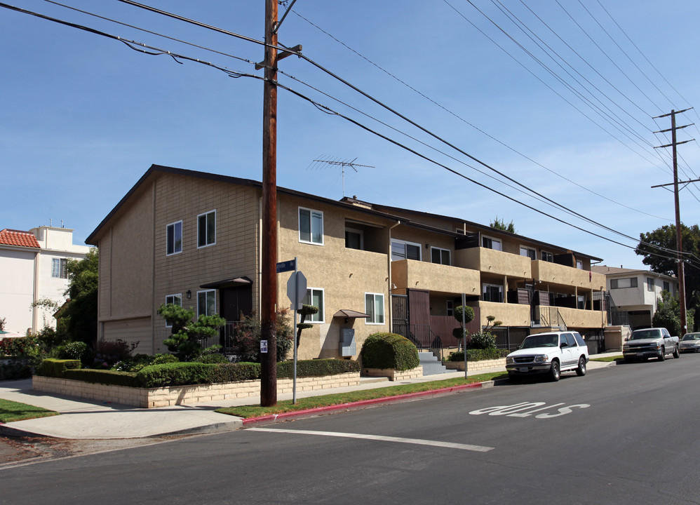 11763 Nebraska Ave in Los Angeles, CA - Building Photo