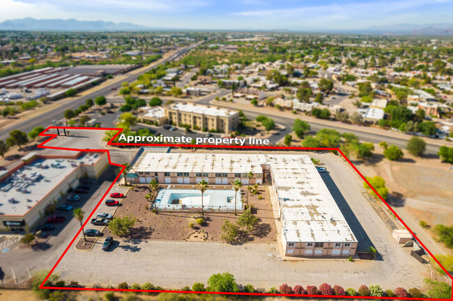 Thunder Mountain Apartments in Sierra Vista, AZ - Foto de edificio - Building Photo