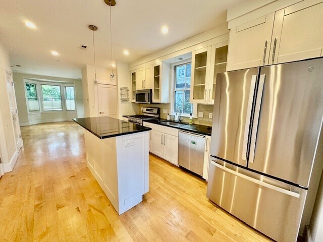 408 Putnam Ave in Cambridge, MA - Building Photo - Building Photo