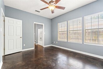 1998 Laurel Oak Ct in Mobile, AL - Building Photo - Building Photo