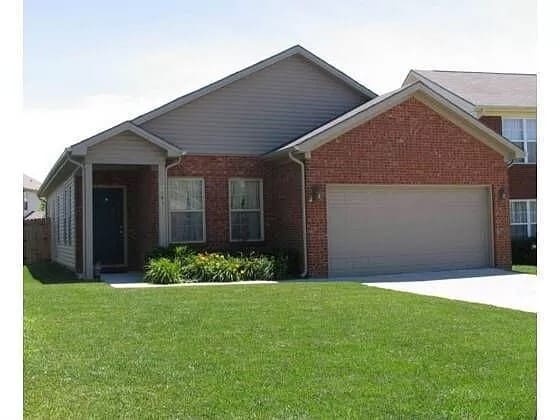 property at 1093 Winding Oak Trl