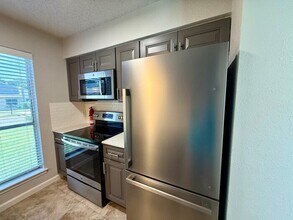 2749 Parkchester Dr in Arlington, TX - Building Photo - Building Photo
