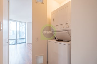 528 N Kingsbury St in Chicago, IL - Building Photo - Building Photo