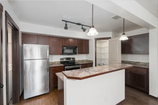 The Residence at River Run in Spokane, WA - Building Photo