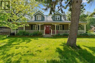 885 Hampton Crescent in Mississauga, ON - Building Photo - Building Photo