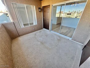 1424 Santa Anita Dr in Las Vegas, NV - Building Photo - Building Photo