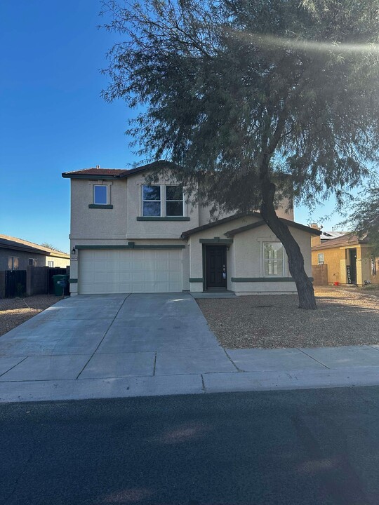 10054 N Mill Crossing Way in Tucson, AZ - Building Photo