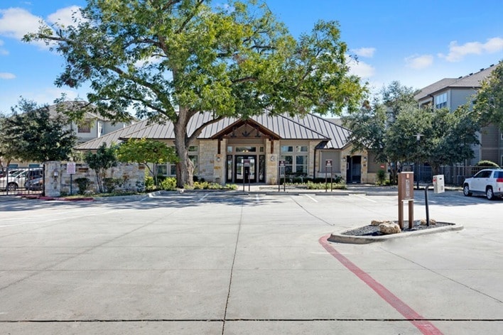 Oaks of Kyle Apartments in Kyle, TX - Foto de edificio