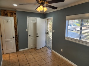 717 S Pine St in Escondido, CA - Building Photo - Building Photo