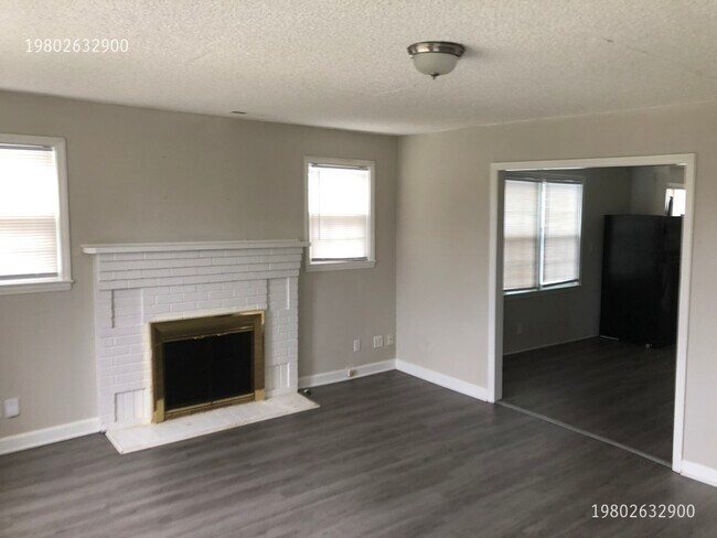 1620 W Airline Ave in Gastonia, NC - Building Photo - Building Photo