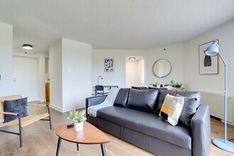 801 15th St S, Unit FL2-ID1022436P in Arlington, VA - Building Photo - Building Photo