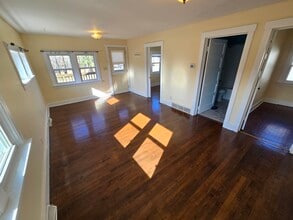 1215 Fairway St in Eau Claire, WI - Building Photo - Building Photo