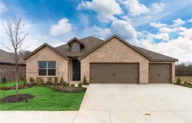 property at 1909 Angus Dr