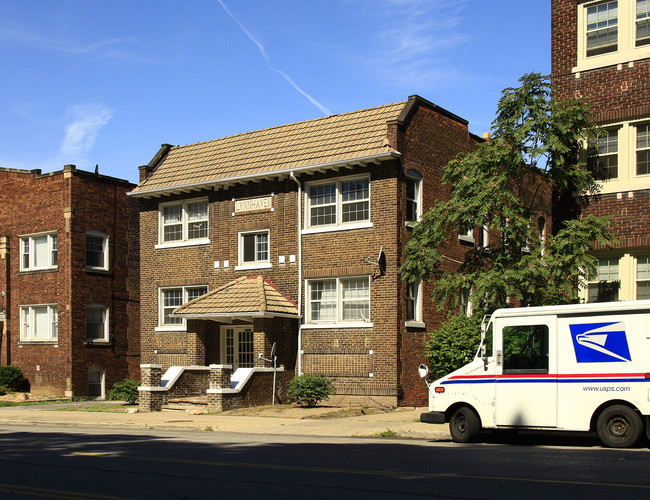 Lynhaven in Cleveland, OH - Foto de edificio - Building Photo