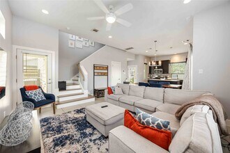 1854 Dan St in Houston, TX - Building Photo - Building Photo