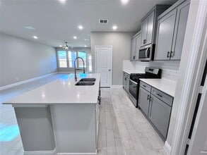 808 Portina Dr in Anna, TX - Building Photo - Building Photo