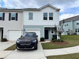 1051 Paddington Dr in Cartersville, GA - Building Photo