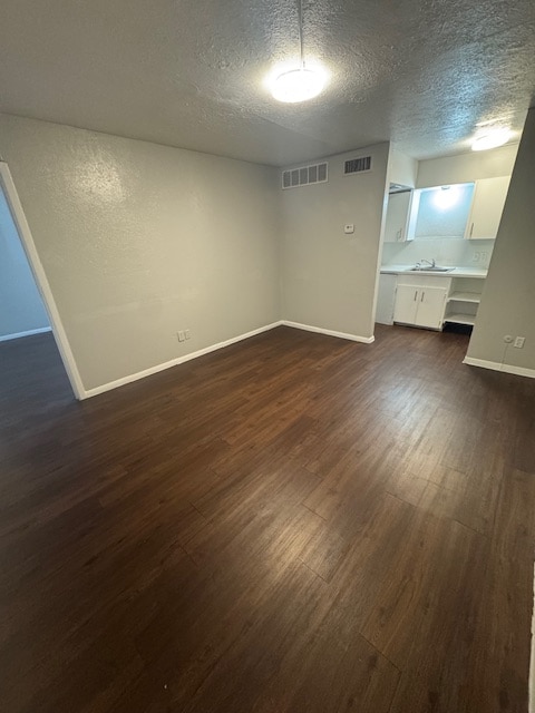 5220 Weber Rd in Corpus Christi, TX - Building Photo - Building Photo