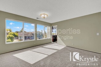 2261 Clearview Cir in Benicia, CA - Building Photo - Building Photo