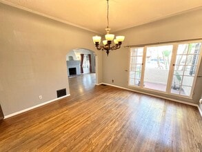 2041 Eucalyptus Ave in Long Beach, CA - Building Photo - Building Photo