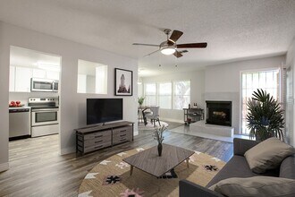 Orange Tree Village in Tucson, AZ - Building Photo - Building Photo