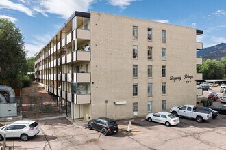 Skyway Plaza in Colorado Springs, CO - Building Photo - Building Photo