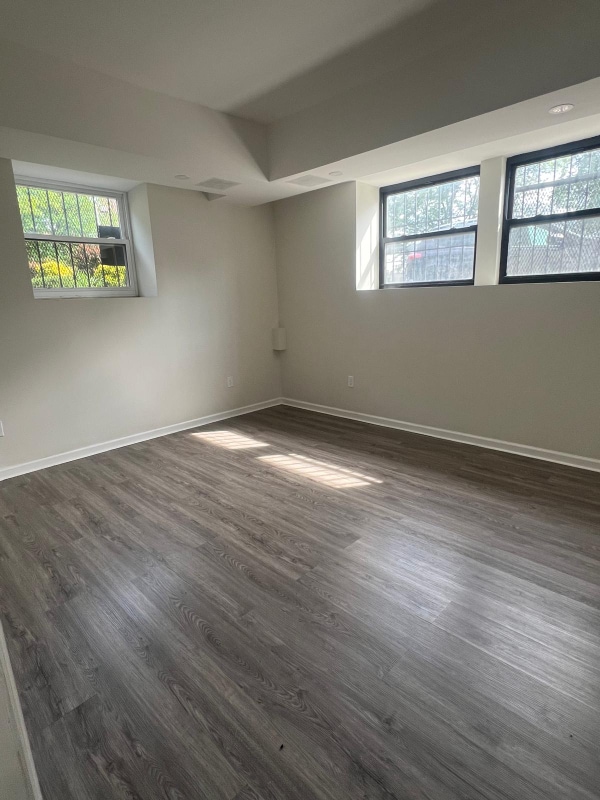 157 S Harrison St, Unit B1 in East Orange, NJ - Foto de edificio - Building Photo