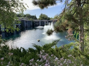 Miller Estates Apartments in Salt Lake City, UT - Foto de edificio - Building Photo
