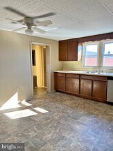 10 E Main St in Dallastown, PA - Building Photo - Building Photo