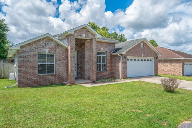 property at 2978 Stillwell Blvd
