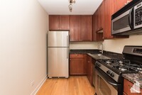 645 W Wrightwood Ave, Unit #101 in Chicago, IL - Foto de edificio - Building Photo