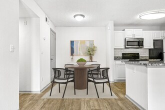 1020 at Winter Springs in Winter Springs, FL - Foto de edificio - Building Photo