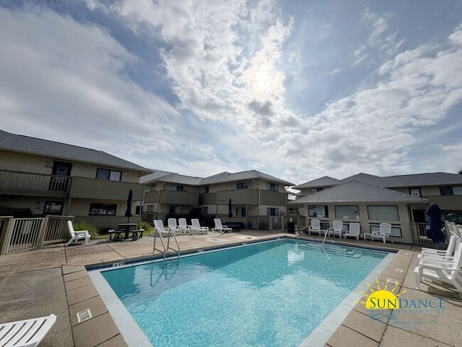 64 Cross Creek Rd in Miramar Beach, FL - Building Photo - Building Photo