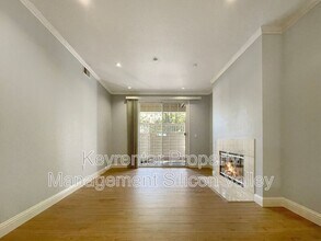 602 Arcadia Terrace in Sunnyvale, CA - Building Photo - Building Photo