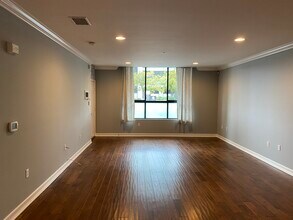 1480 Broadway, Unit 2105 in San Diego, CA - Building Photo - Building Photo