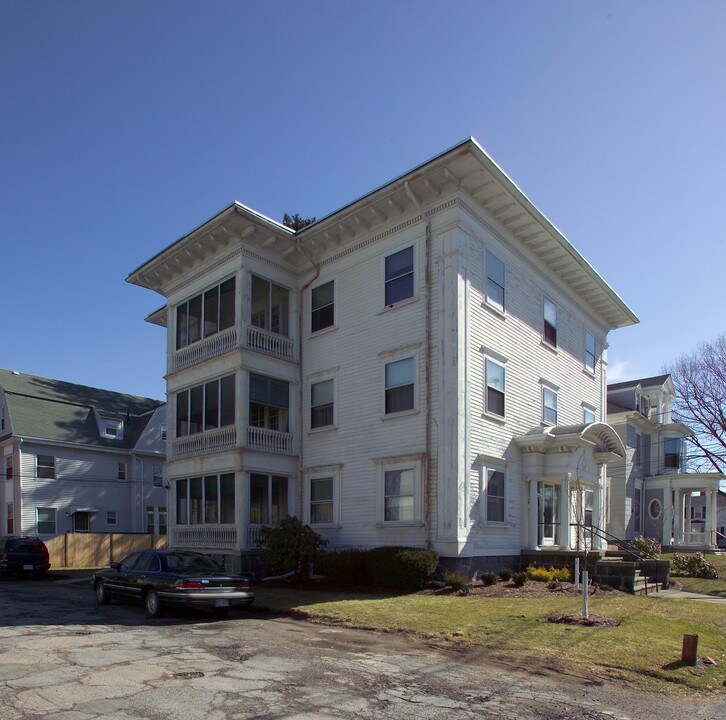 42 Summer St in Taunton, MA - Foto de edificio